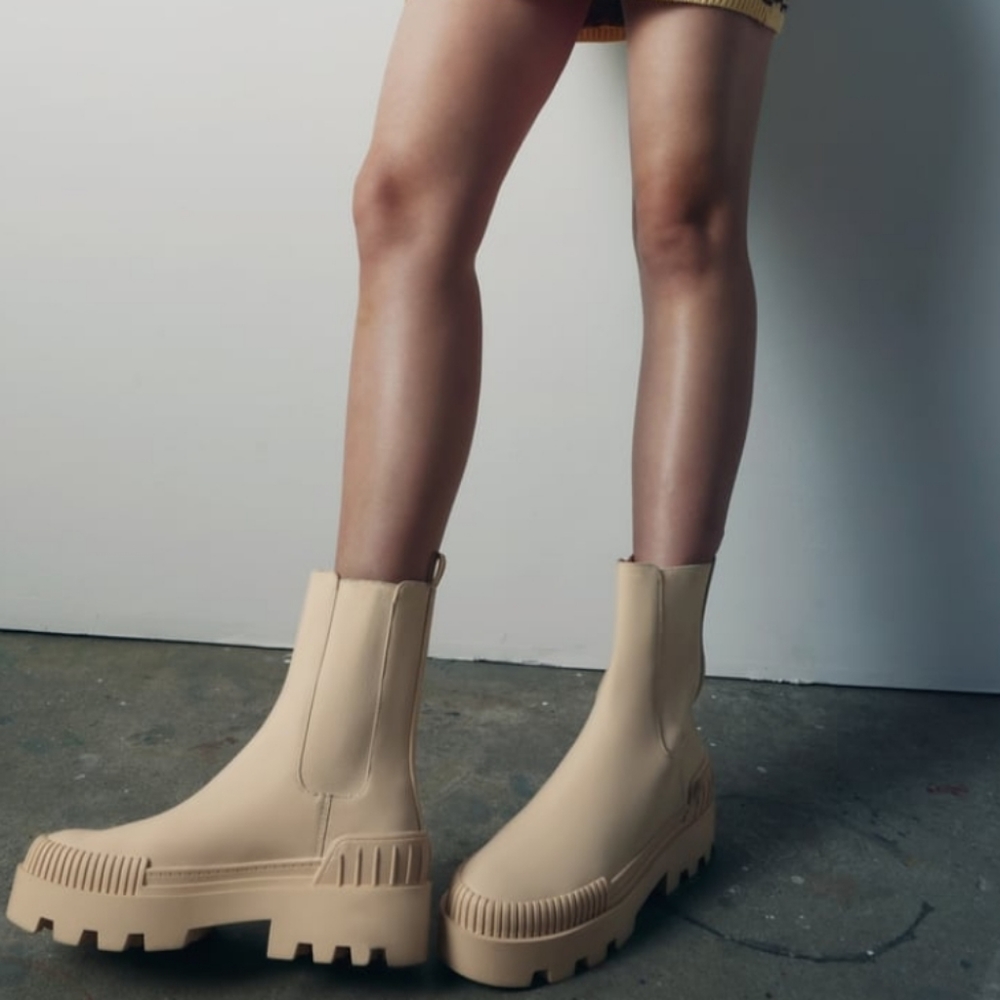 Zara lug boots
